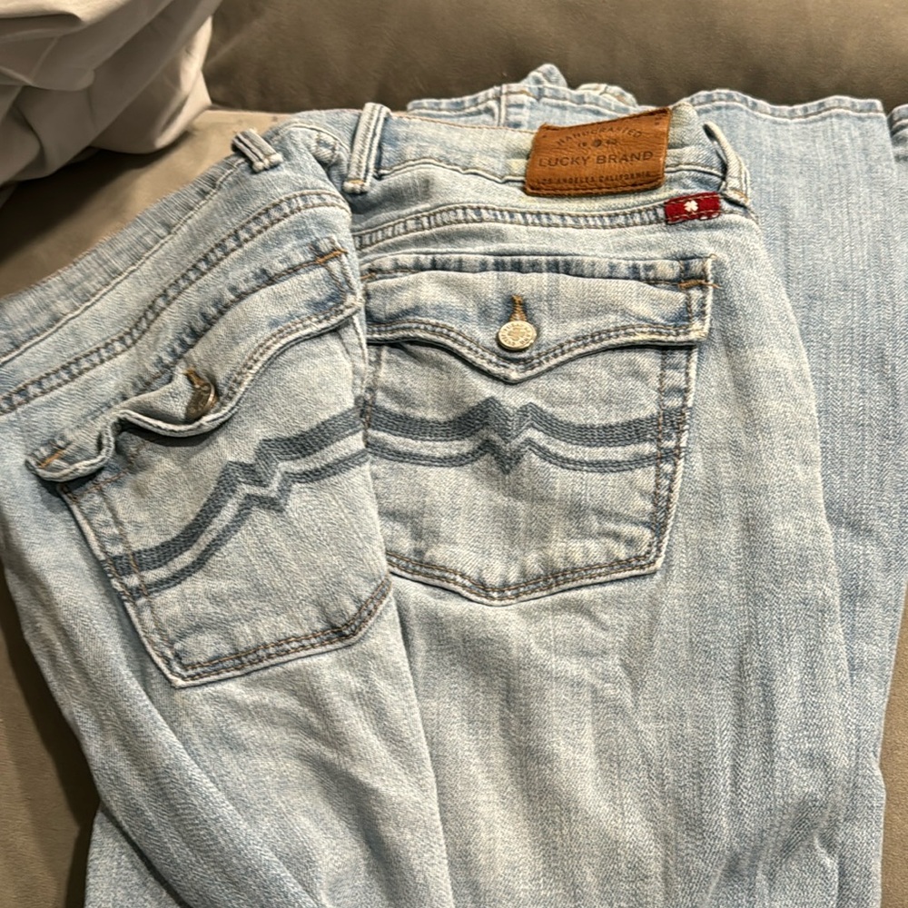 Lucky jeans